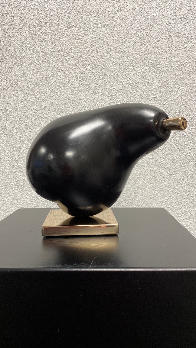 Pear Black